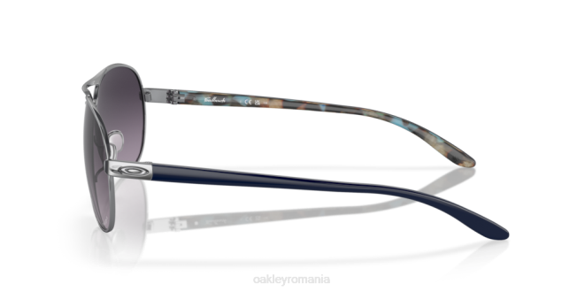 Oakley Lentile gradient gri prizm, cadru cromat lustruit părere ochelari 620J485