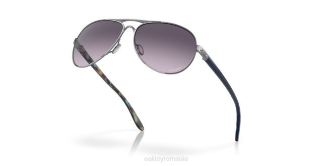 Oakley Lentile gradient gri prizm, cadru cromat lustruit părere ochelari 620J485