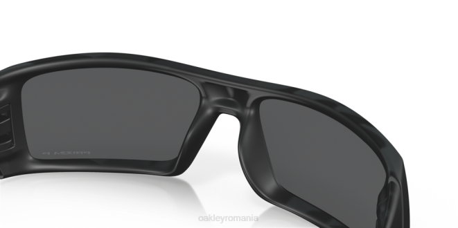 Oakley Lentile polarizate prizm negre, cadru camo negru mat Canistră de benzină ochelari 620J321