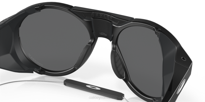 Oakley Lentile polarizate prizm negre, rama neagra mata clifden ochelari 620J465